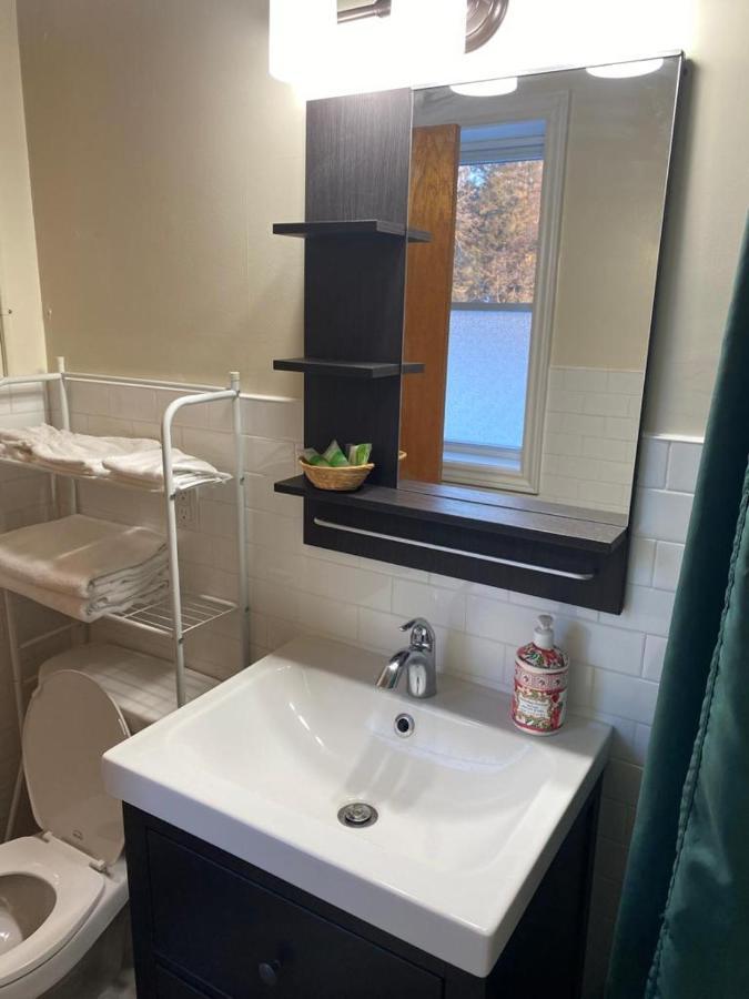 Huron Sands Motel And Restaurant Providence Bay Экстерьер фото