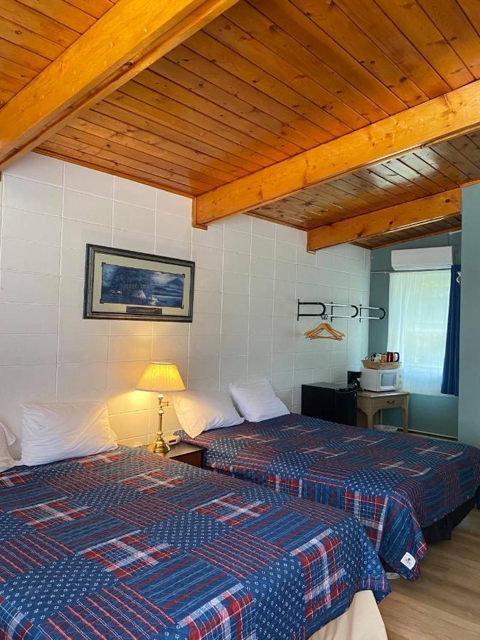 Huron Sands Motel And Restaurant Providence Bay Экстерьер фото